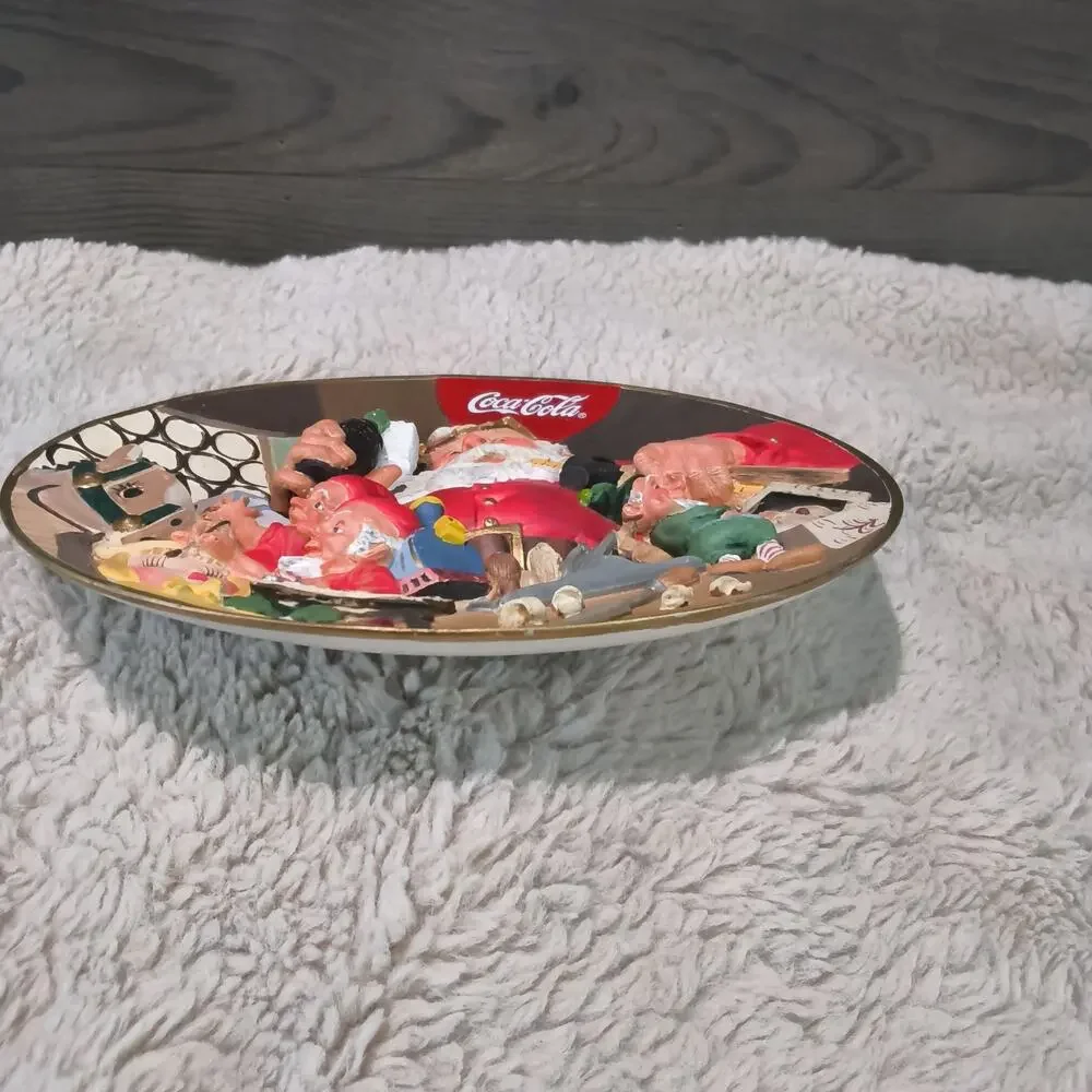 Vintage 1994 Santa Coca Cola Workshop Hand Crafted Franklin Mint Plate